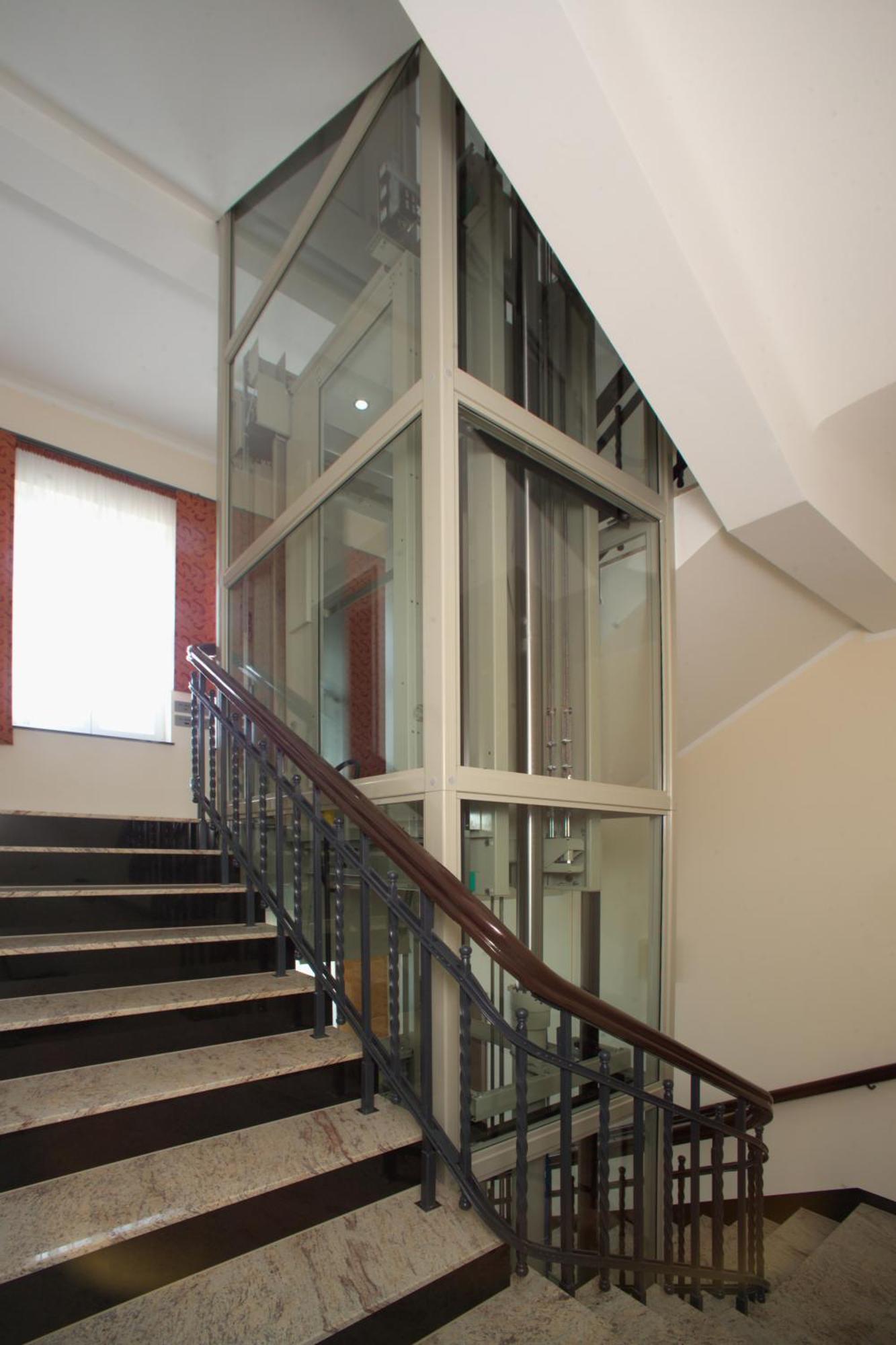 ארפורט Hotel Bruehlerhoehe מראה חיצוני תמונה