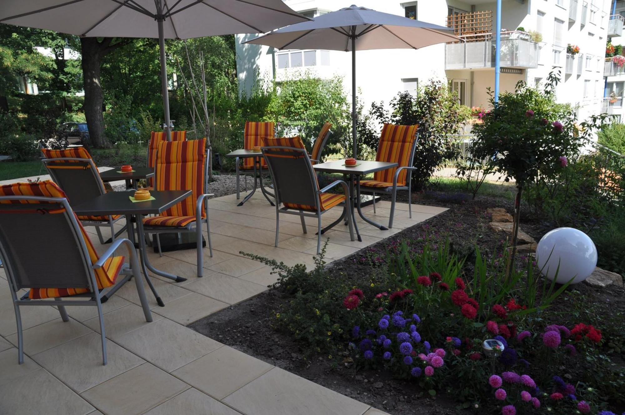 ארפורט Hotel Bruehlerhoehe מראה חיצוני תמונה